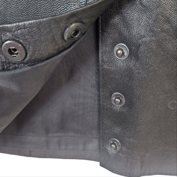 Leather pencil skirt Vintage Paris Sport - Picture 13 of 14